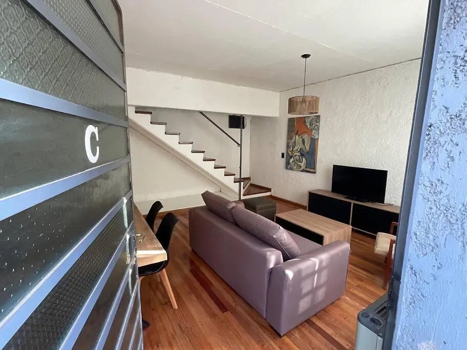 Duplex Plaza Italia Con Terraza location