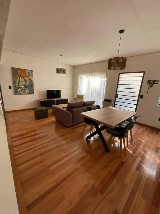 Duplex Plaza Italia Con Terraza Apartment Mendoza Argentina